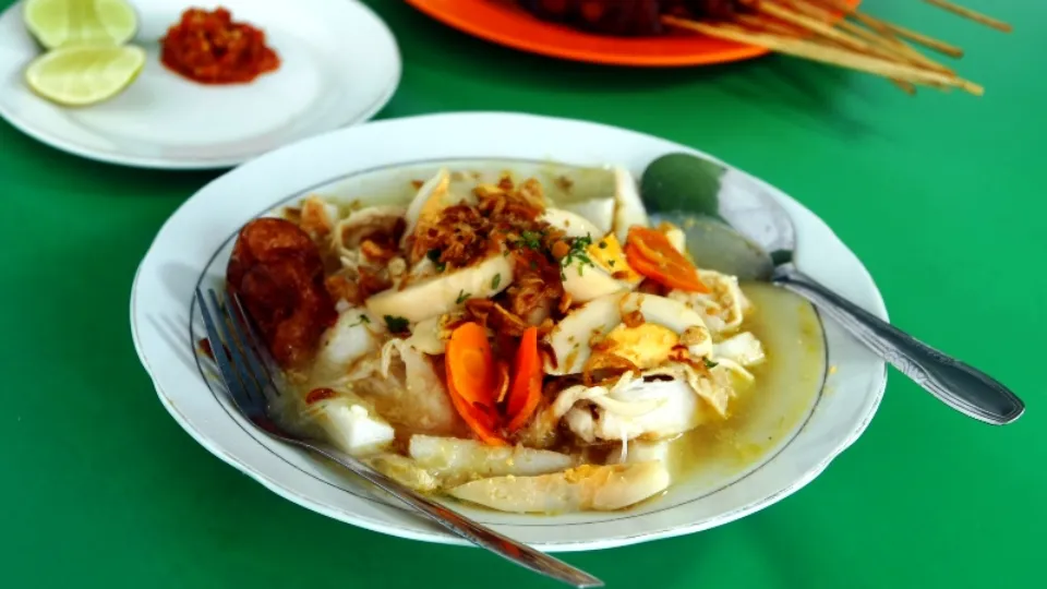Gambar sampul untuk daftar 12 Tempat Makan Wajib Dikunjungi di Banjarmasin dan Sekitarnya